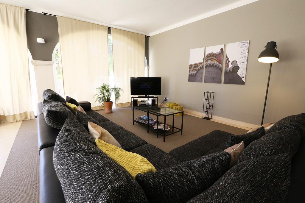 Отель Cosy Синтра Экстерьер фото